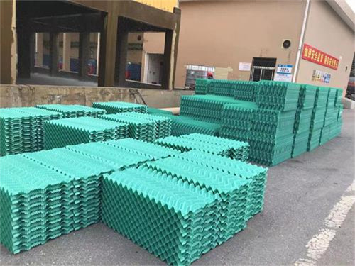 封閉式冷卻塔如何補水,封閉式冷卻塔填料